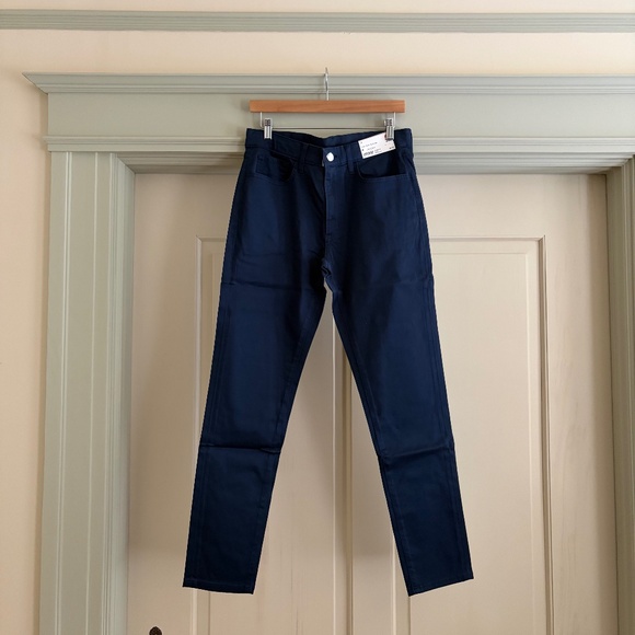 Uniqlo Ultra Stretch Color Jeans in blue size M NWT - Picture 1 of 4